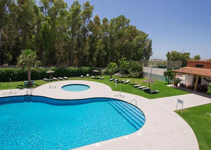 ホテル Pradillo Conil 3*