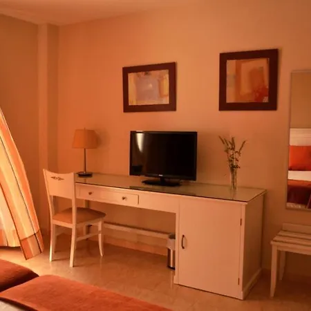 Pradillo Conil Szálloda 3*
