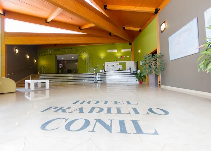 普拉迪约康尼尔酒店