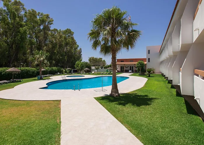 普拉迪约康尼尔酒店