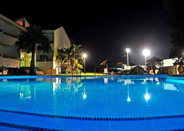 普拉迪约康尼尔酒店